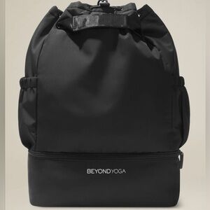 BEYOND YOGA Convertible Gym Bag